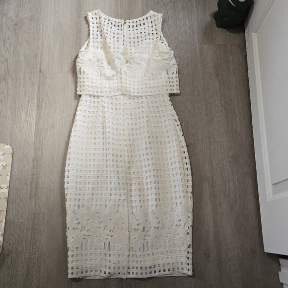 Guess White Sheer Floral Lattice Overlay Dress, SIZE 2 - Picture 4 of 15